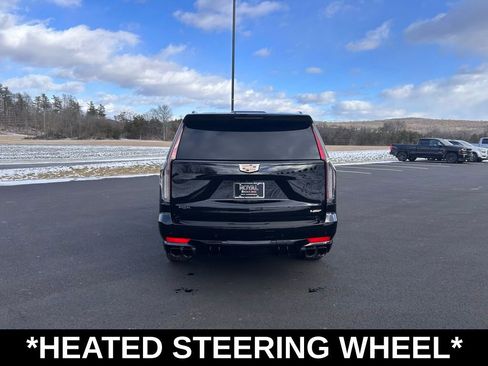 Certified 2023 Cadillac Escalade ESV V image 7