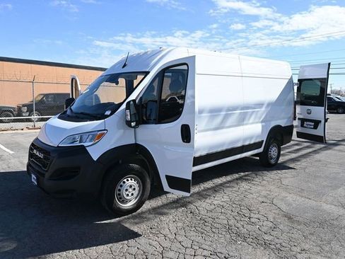 Used 2024 RAM ProMaster 2500 image 20
