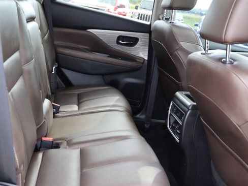 Used 2018 Nissan Murano SL w/ Moonroof Package AWD/4WD image 16
