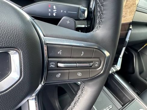 New 2026 GMC Acadia Elevation w/ Elevation Premium Package FWD image 29