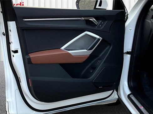 Used 2024 Audi Q3 2.0T Premium Plus image 20