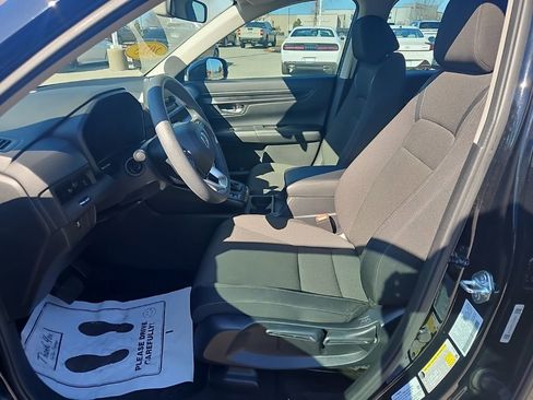 Used 2023 Honda CR-V LX image 10