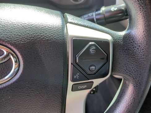 Used 2017 Toyota Tundra SR5 w/ TRD Off Road Package AWD/4WD image 18
