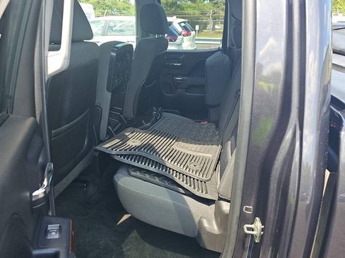 Used 2015 GMC Sierra 1500 SLE w/ SLE Value Package AWD/4WD image 11