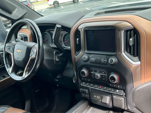 Used 2021 Chevrolet Silverado 3500 High Country image 20