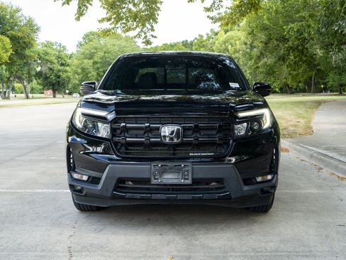 Used 2024 Honda Ridgeline Black Edition image 3