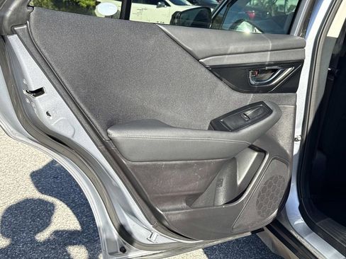 Used 2023 Subaru Outback Premium image 11