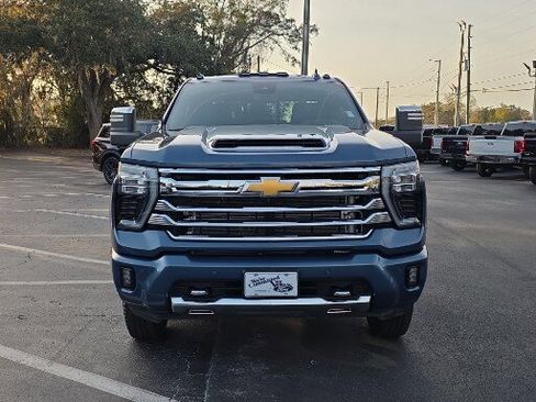 Used 2024 Chevrolet Silverado 3500 High Country w/ Technology Package image 10