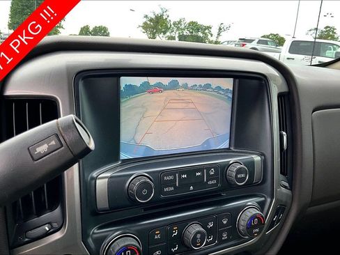 Used 2018 Chevrolet Silverado 1500 LT w/ All Star Edition AWD/4WD image 18