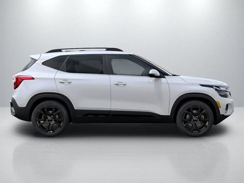 Certified 2025 Kia Seltos X-Line AWD/4WD image 7