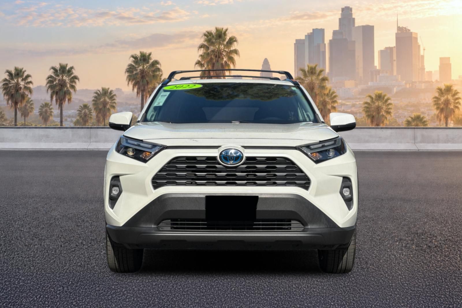 Used 2022 Toyota RAV4 XLE Premium AWD/4WD image 9