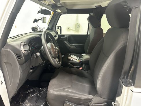 Used 2013 Jeep Wrangler Sport image 16