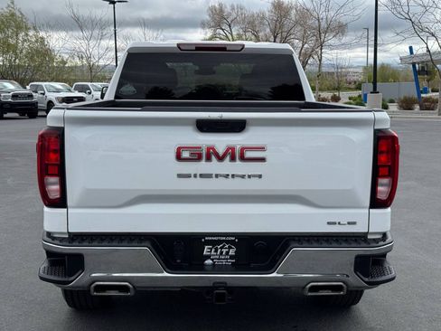 Used 2023 GMC Sierra 1500 SLE w/ X31 Off-Road Package AWD/4WD image 7