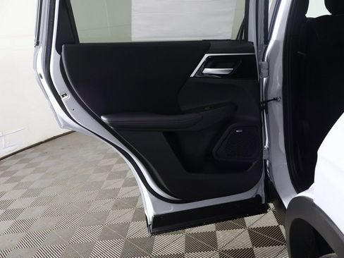 New 2026 Mitsubishi Outlander ES AWD/4WD image 23