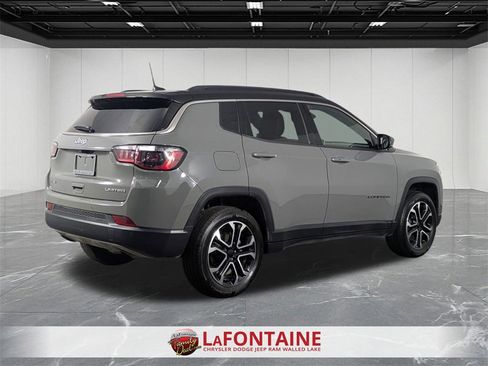Certified 2023 Jeep Compass Limited image 5