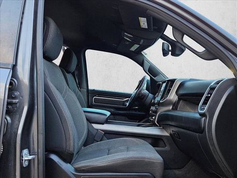 Used 2019 RAM 1500 Big Horn AWD/4WD image 16