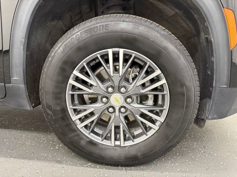 Used 2026 Chevrolet Traverse LT AWD/4WD image 22