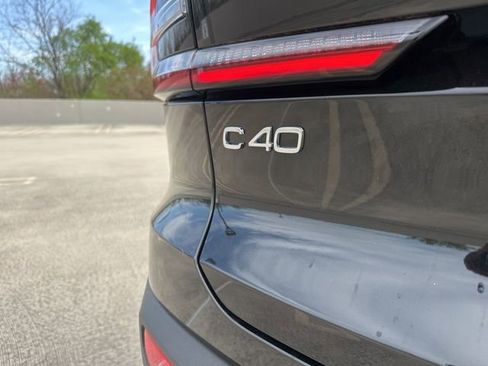 Certified 2023 Volvo C40 P8 Recharge Ultimate AWD/4WD image 38