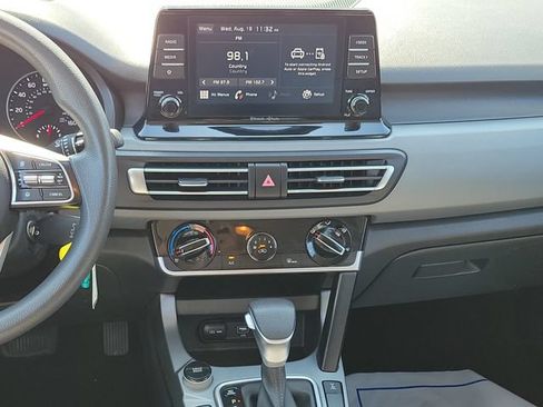 Used 2023 Kia Seltos LX AWD/4WD image 18