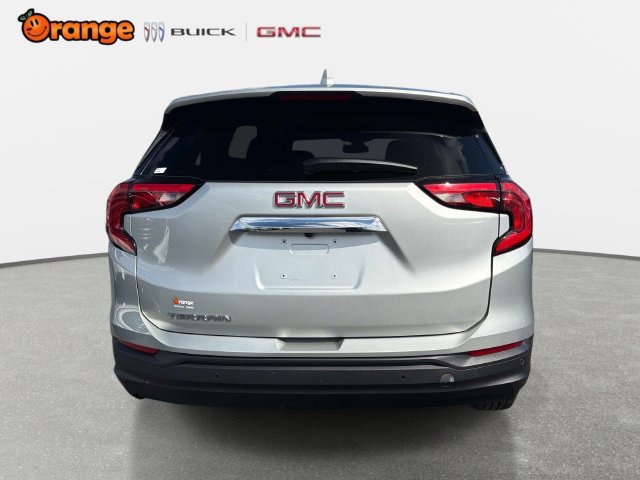 Used 2021 GMC Terrain SLE FWD image 4