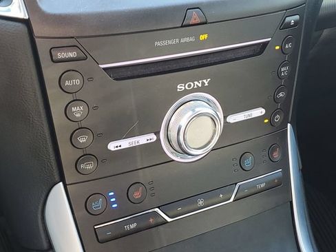 Used 2018 Ford Edge Titanium w/ Equipment Group 301A AWD/4WD image 34