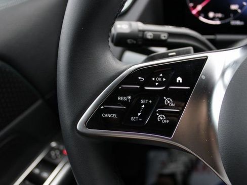 New 2025 Mercedes-Benz GLA 250 4MATIC image 18