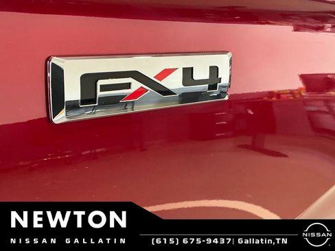 Used 2021 Ford Expedition XLT AWD/4WD image 10