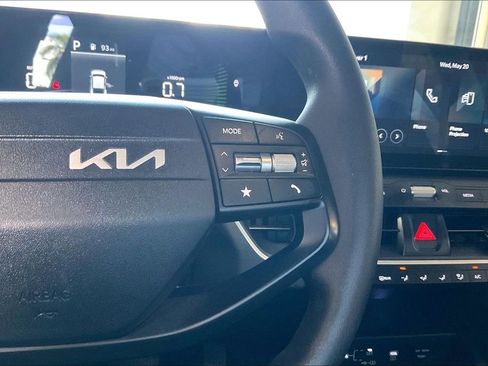Used 2025 Kia K4 FWD image 9