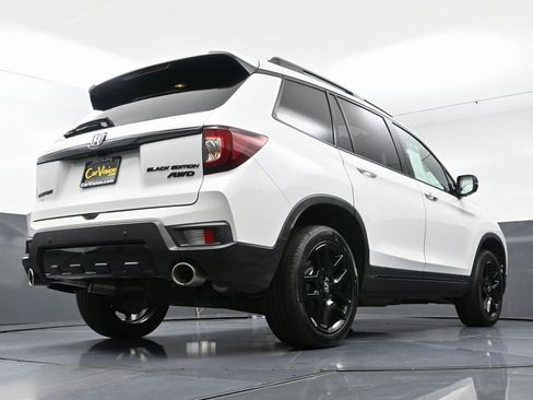 Used 2024 Honda Passport Black Edition image 55