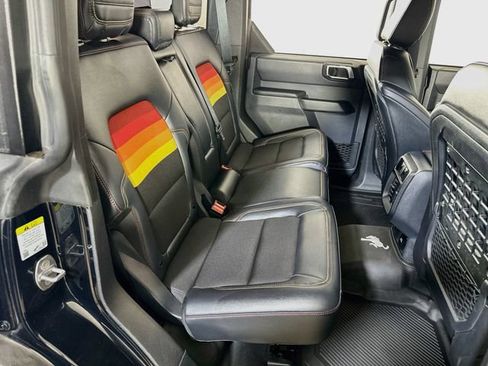 Used 2025 Ford Bronco Big Bend w/ Black Diamond Package AWD/4WD image 19