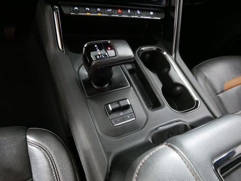 Used 2022 GMC Sierra 1500 AT4 w/ AT4 Premium Package AWD/4WD image 24