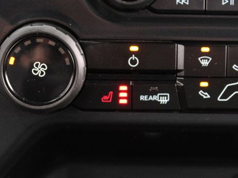 Used 2024 Ford F550 4x4 Crew Cab Super Duty w/ XLT Value Package image 30