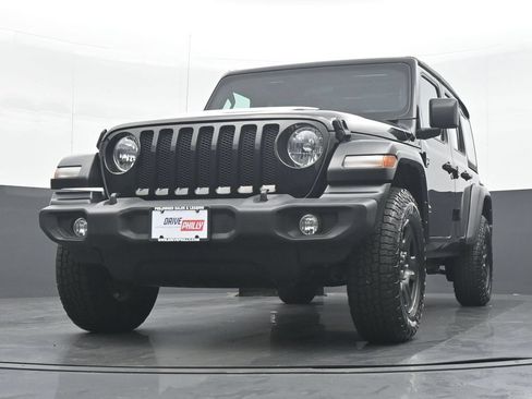 Used 2022 Jeep Wrangler Unlimited Sport AWD/4WD image 24