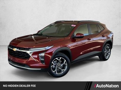 Used 2025 Chevrolet Trax LT