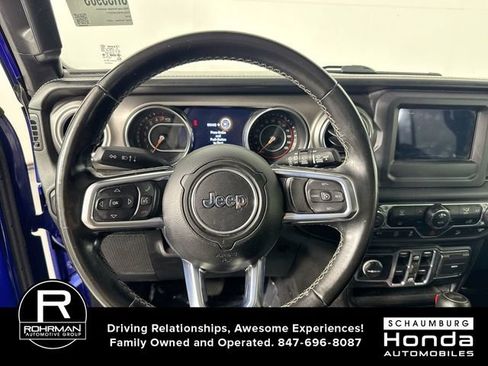 Used 2020 Jeep Wrangler Unlimited Sahara AWD/4WD image 10