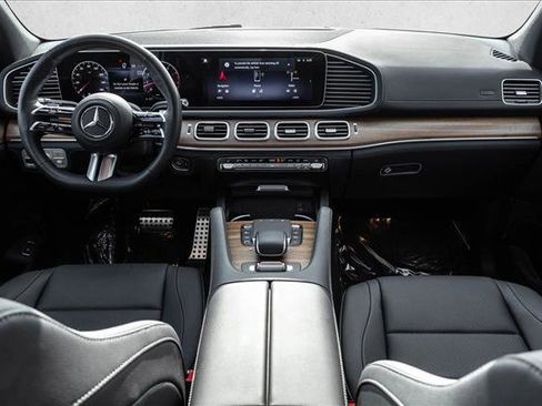 Certified 2025 Mercedes-Benz GLS 450 4MATIC image 21