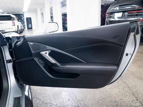 Used 2017 Chevrolet Corvette Grand Sport w/ Z07 Performance Package image 19