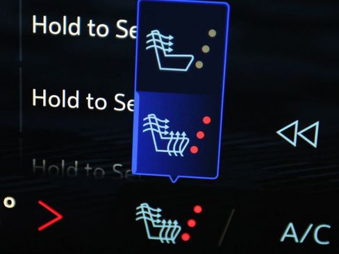 Used 2026 Chevrolet Tahoe Z71 w/ Comfort Package image 30