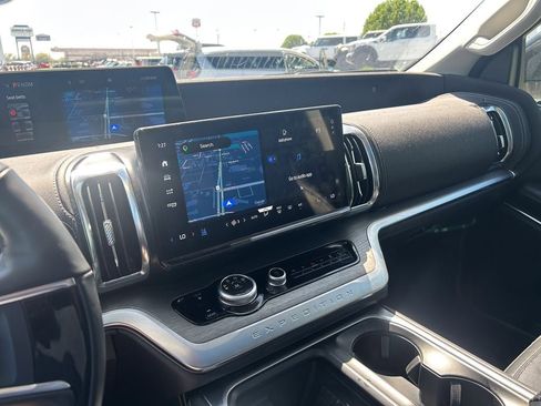 Certified 2025 Ford Expedition Max Platinum AWD/4WD image 27