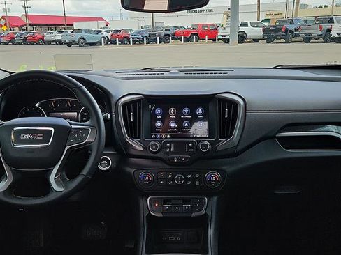 Used 2024 GMC Terrain AT4 w/ Tech Package AWD/4WD image 10