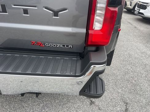 Used 2024 Ford F350 Lariat w/ Lariat Ultimate Package image 13