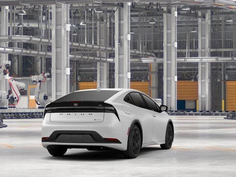 New 2026 Toyota Prius Plug-In Hybrid image 9