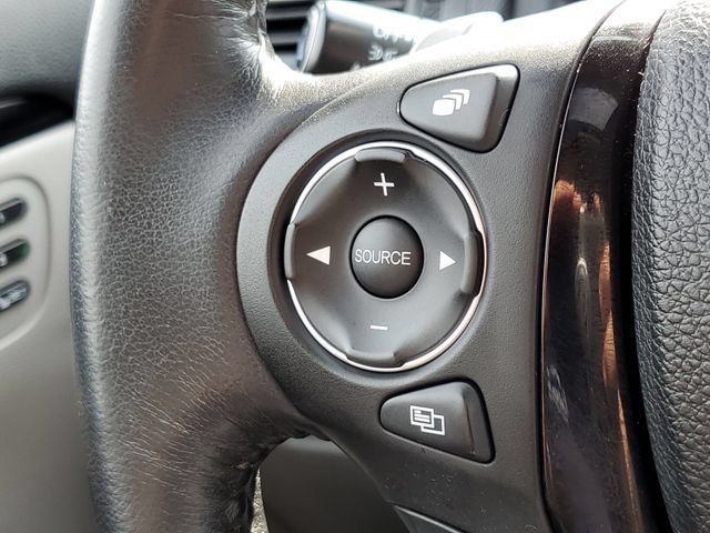 Used 2016 Honda Pilot Touring image 14