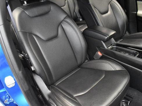 Used 2025 Jeep Compass Limited AWD/4WD image 26