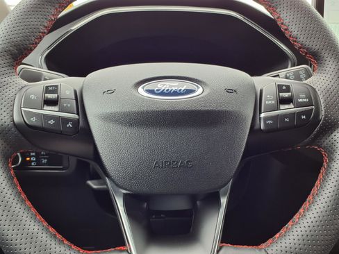 Certified 2024 Ford Escape ST-Line w/ Tech Pack #1 image 16