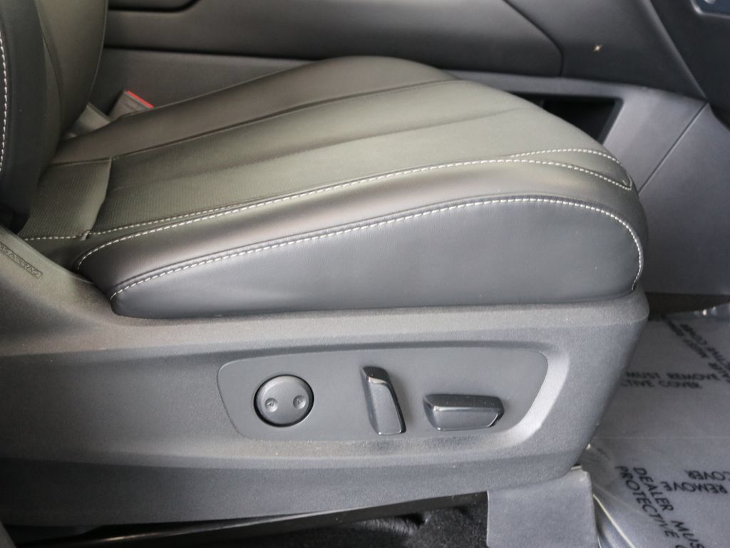 Used 2025 INFINITI QX60 Pure AWD/4WD image 50