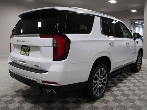 New 2026 GMC Yukon Denali w/ Denali Reserve Package AWD/4WD image 12