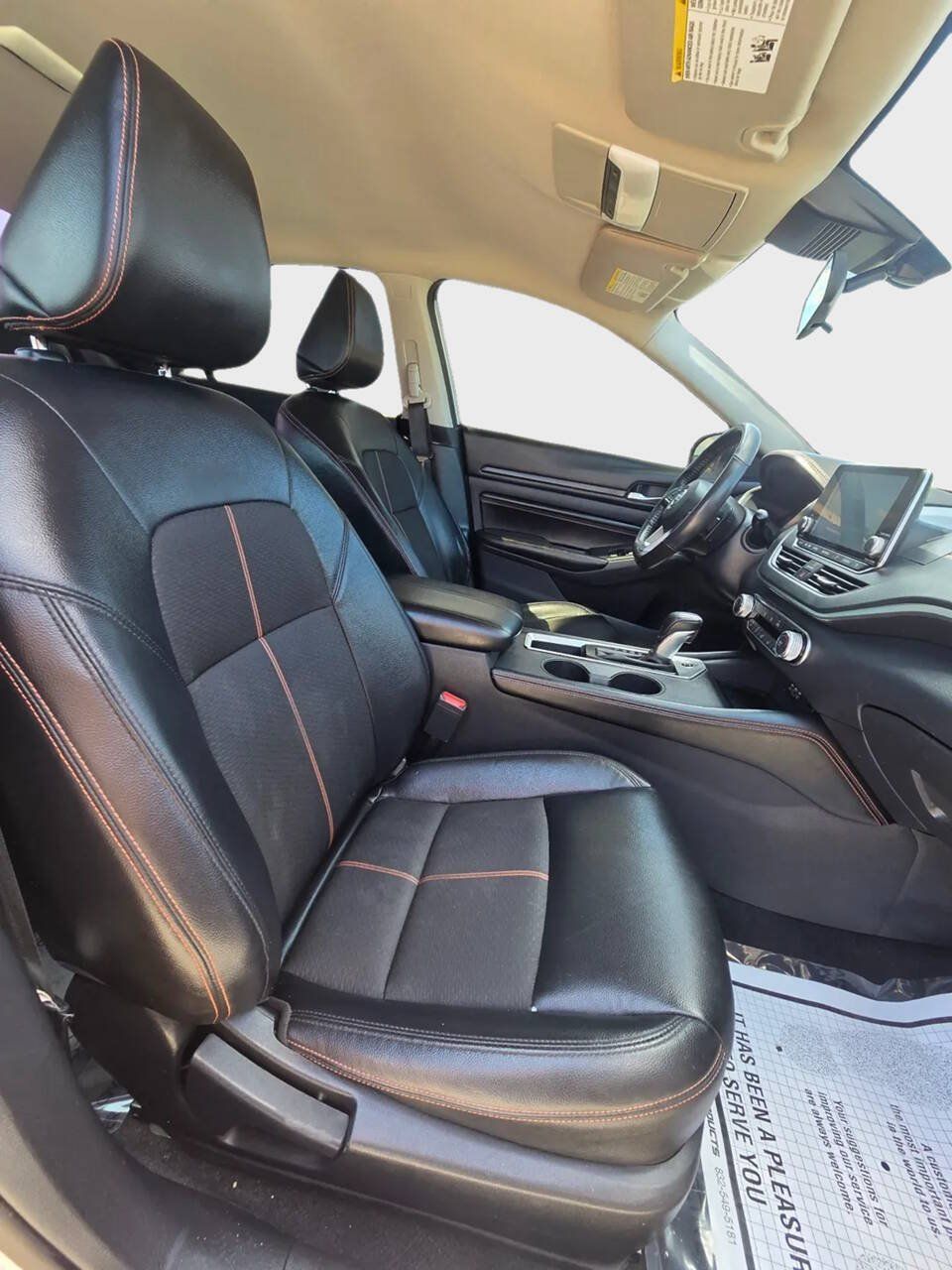 Used 2022 Nissan Altima 2.5 SR FWD image 11
