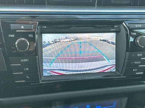 Used 2016 Toyota Corolla S image 17