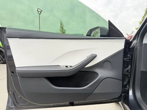 Used 2024 Tesla Model 3 Performance AWD/4WD image 10